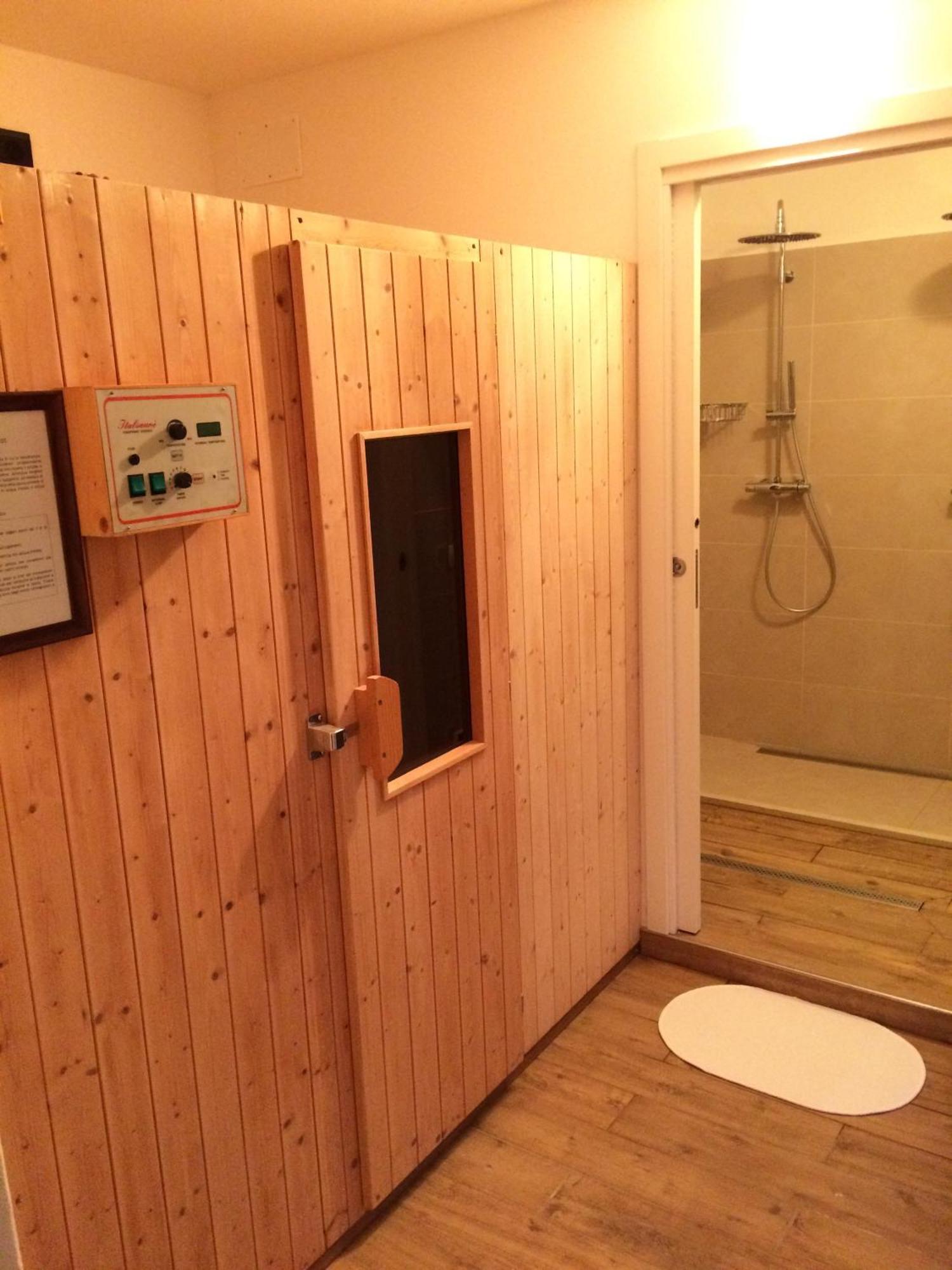 Bed and Breakfast Bed & Wellness Fisterre Belluno Exterior foto